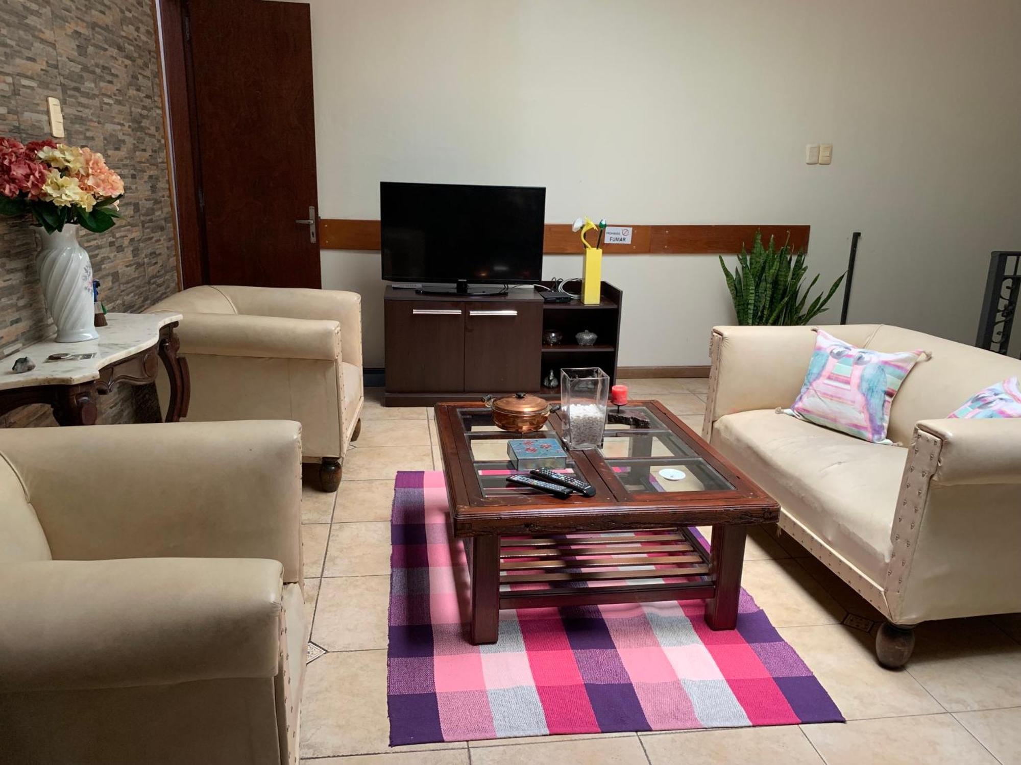 Los Naranjeles Centro House 萨尔托 外观 照片